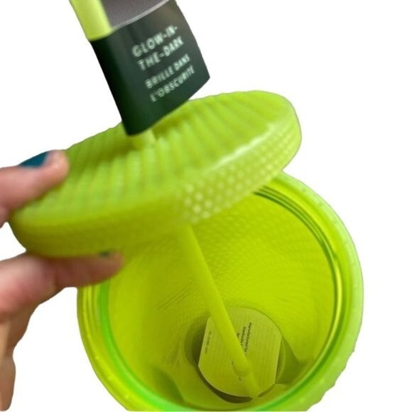 Starbucks Glow in Dark Lemongrass Studded Tumbler 16 oz Cup Straw 2022 New Gift - Picture 9 of 9